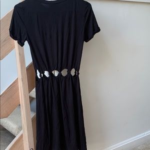 Flowy black dress with cutout!